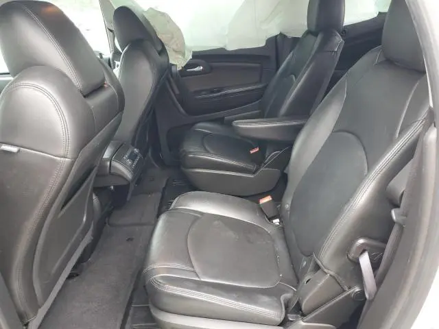 2011 CHEVROLET TRAVERSE LT  