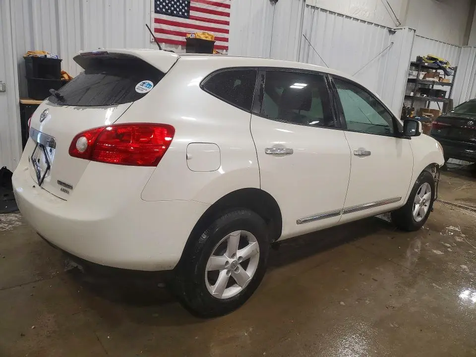 2013 NISSAN ROGUE S  