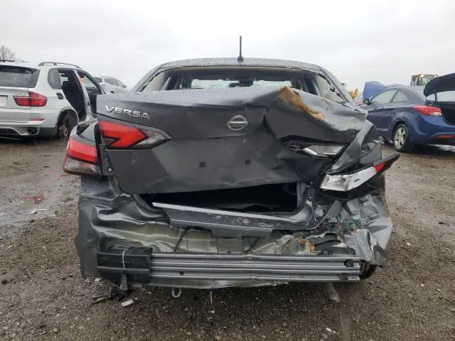 2021 NISSAN VERSA S  