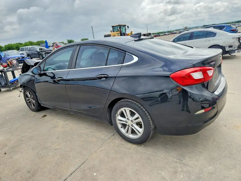 2016 CHEVROLET CRUZE LT  
