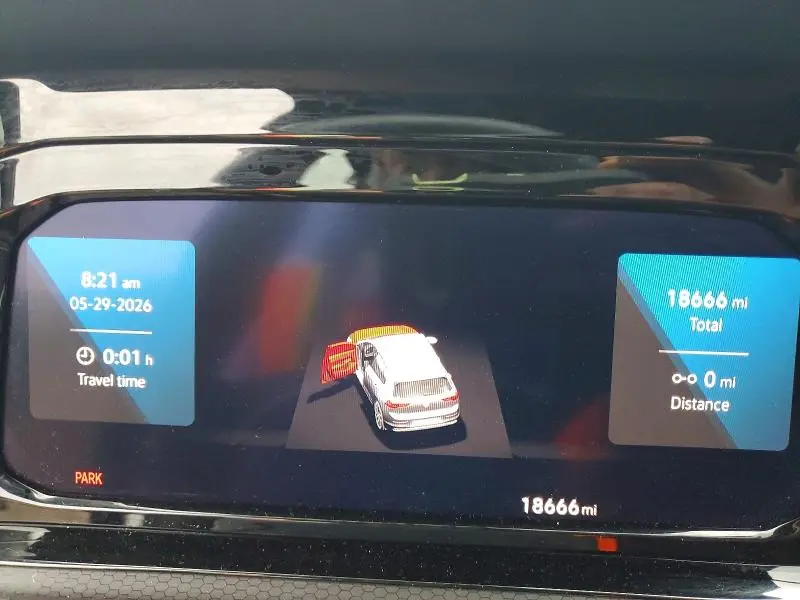 2022 VOLKSWAGEN GTI SE  
