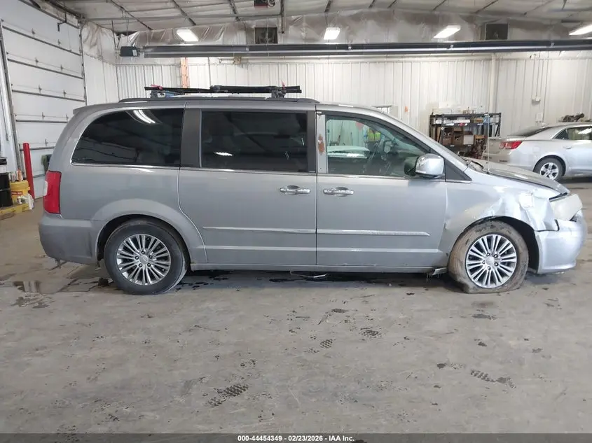 2014 CHRYSLER TOWN & COUNTRY TOURING-L
