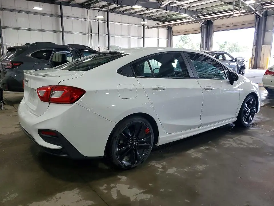 2018 CHEVROLET CRUZE LT  