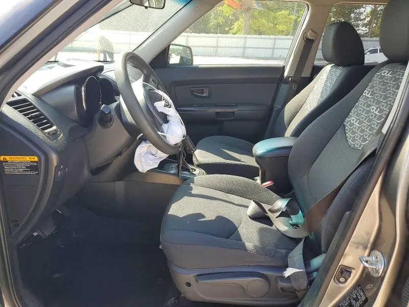2011 KIA SOUL +  