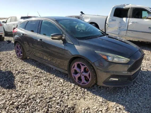 2017 FORD FOCUS ST  