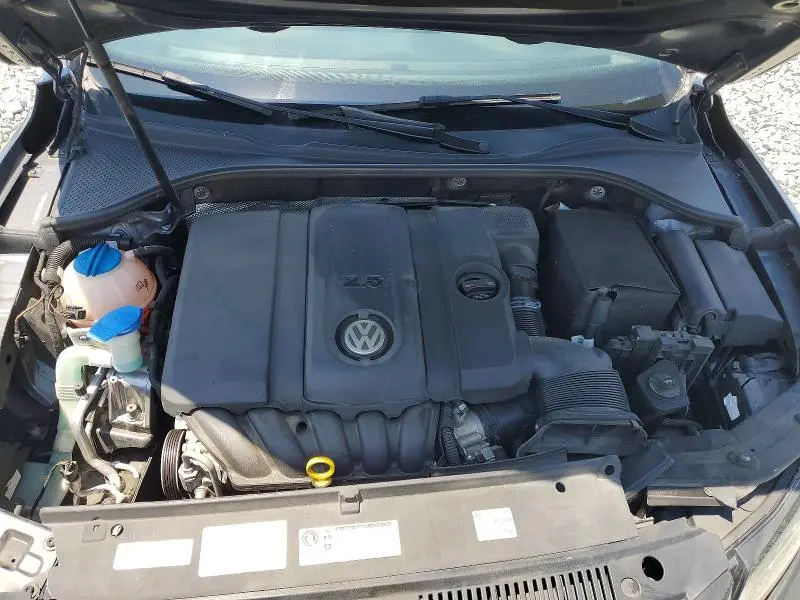 2014 VOLKSWAGEN PASSAT S  