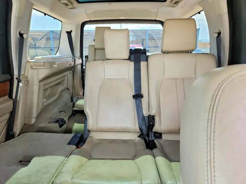 2015 LAND ROVER LR4   