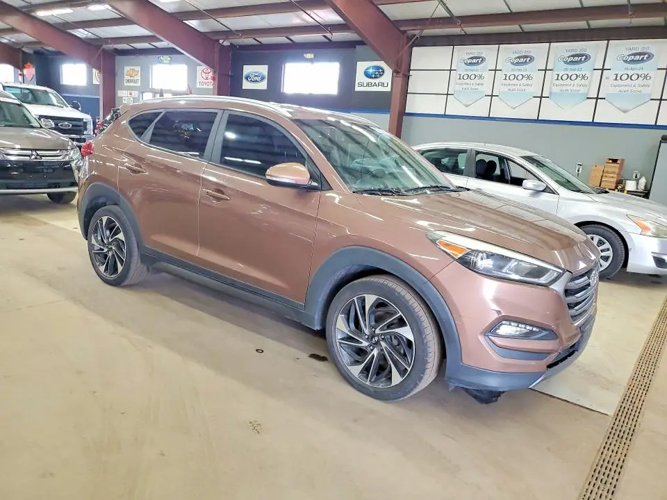 2016 HYUNDAI TUCSON SPORT  