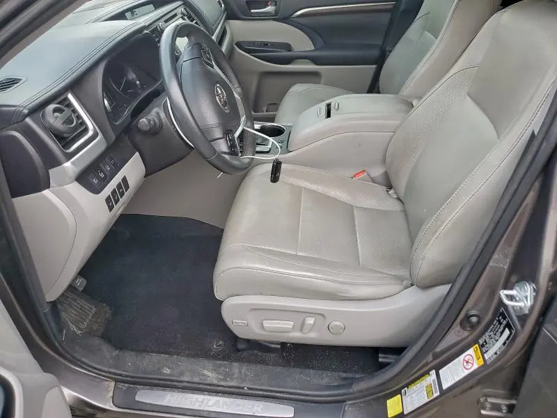 2015 TOYOTA HIGHLANDER LIMITED  