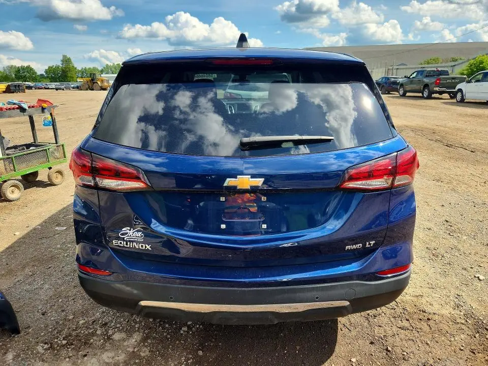 2023 CHEVROLET EQUINOX LT  