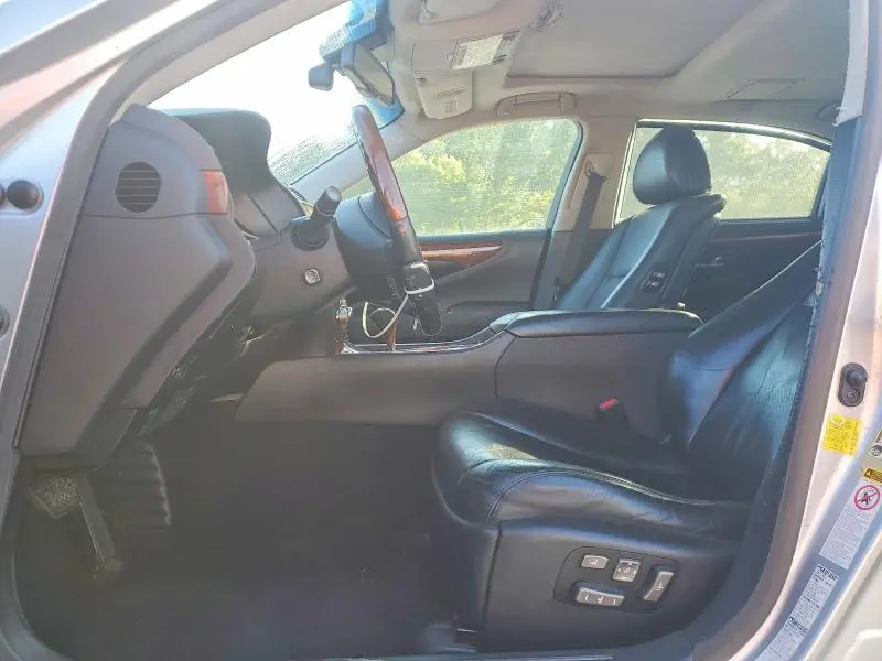 2012 LEXUS LS 460 L  