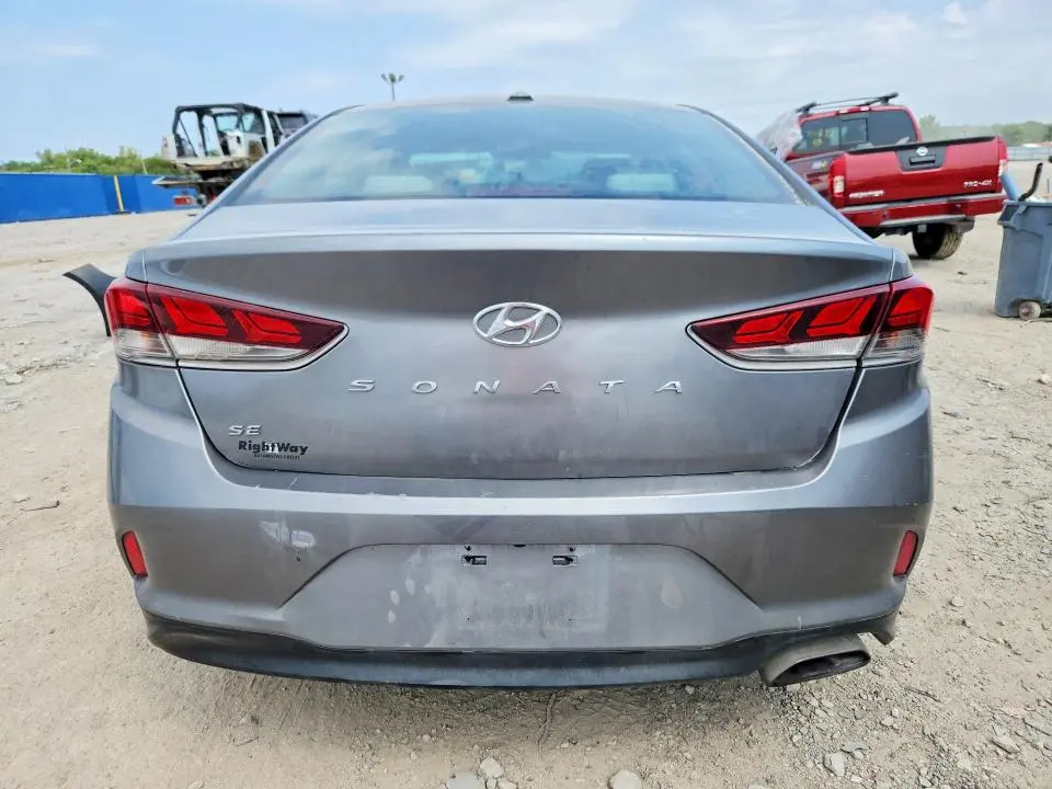 2018 HYUNDAI SONATA SE  