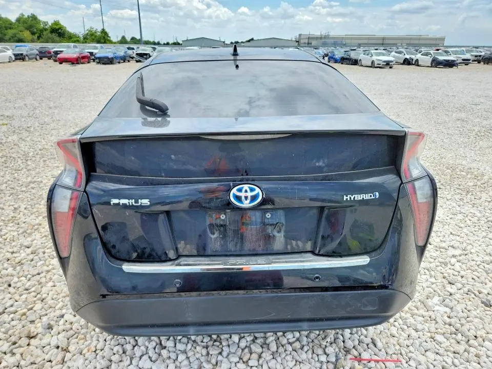 2017 TOYOTA PRIUS   