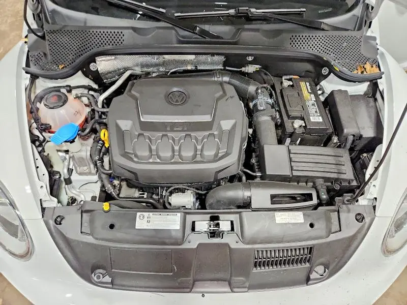 2019 VOLKSWAGEN BEETLE S  