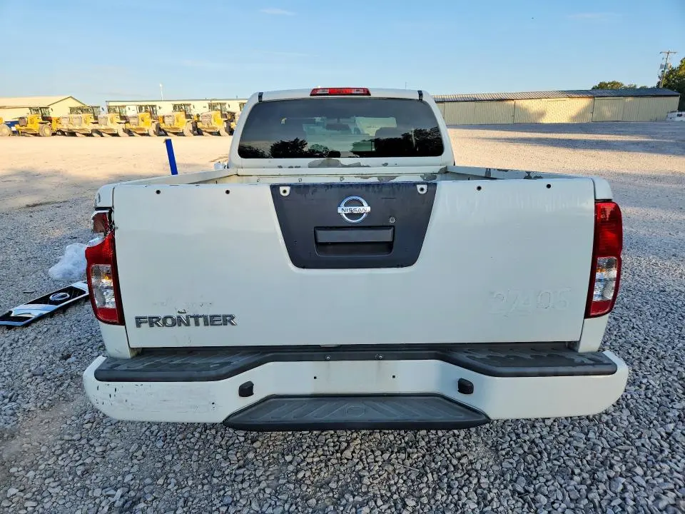 2018 NISSAN FRONTIER S  