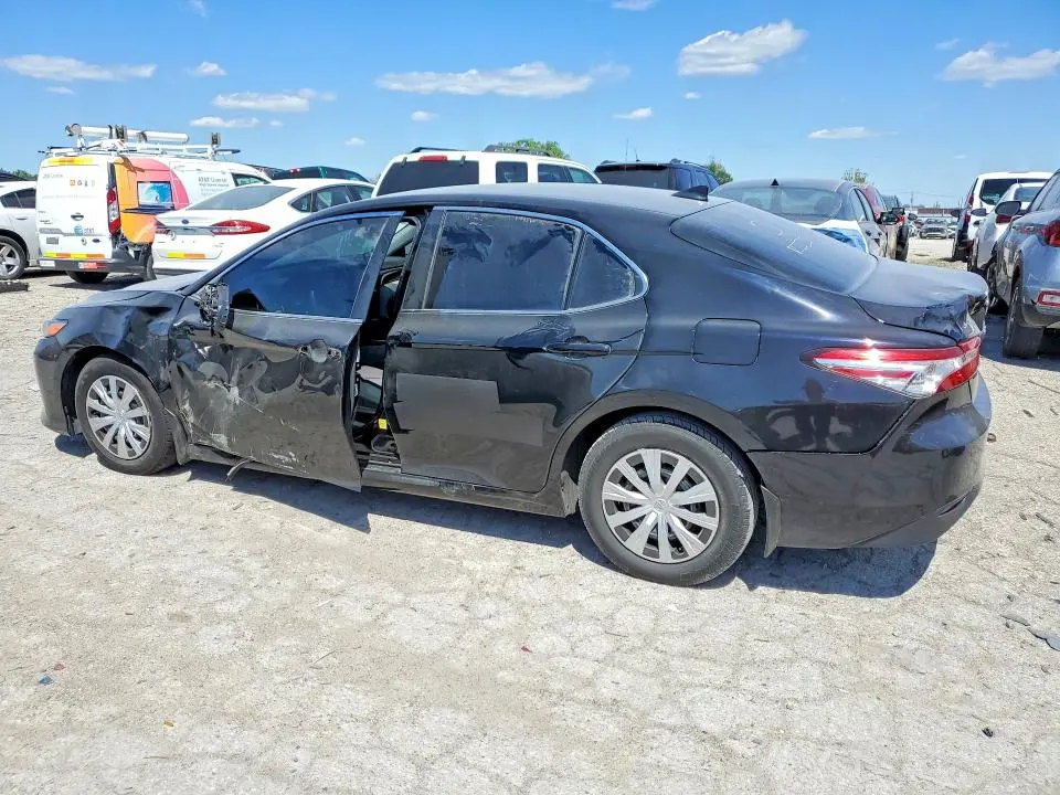 2019 TOYOTA CAMRY L  