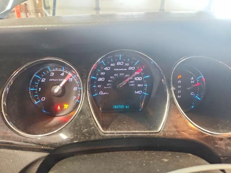 2011 FORD TAURUS LIMITED  