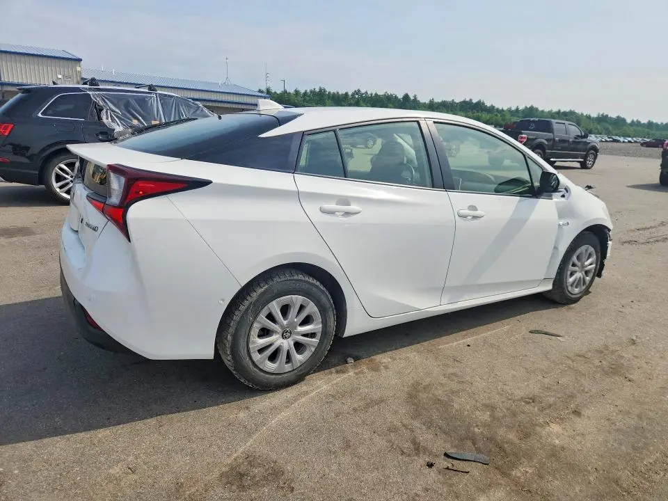 2022 TOYOTA PRIUS   