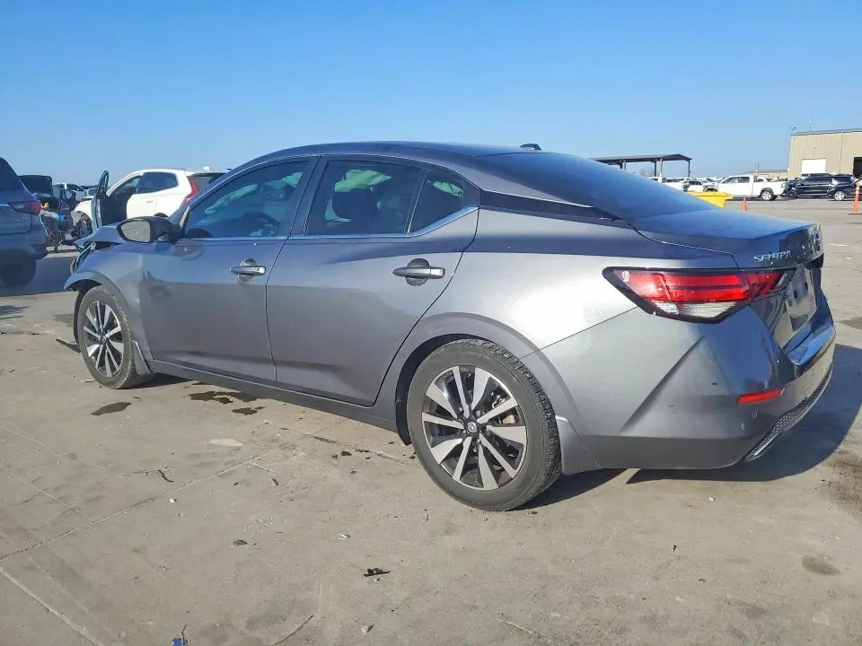 2022 NISSAN SENTRA SV  