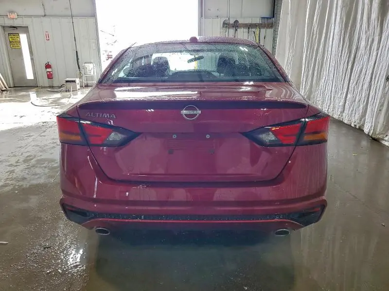 2025 NISSAN ALTIMA SV  