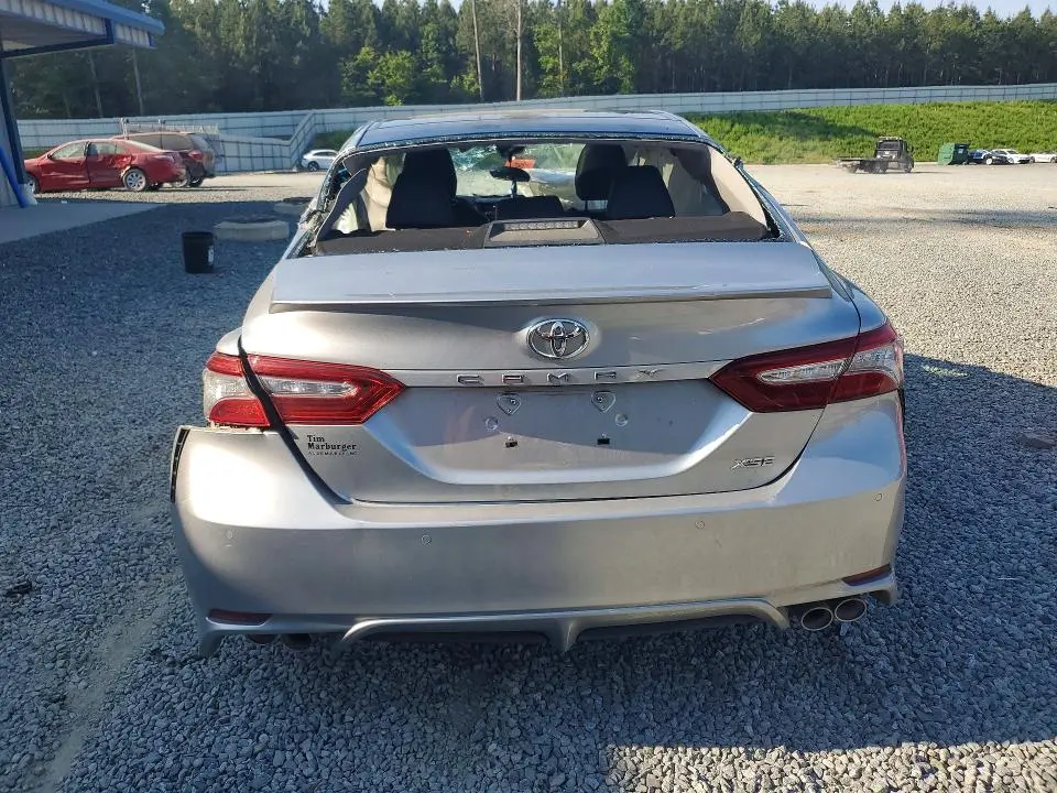 2018 TOYOTA CAMRY XSE  