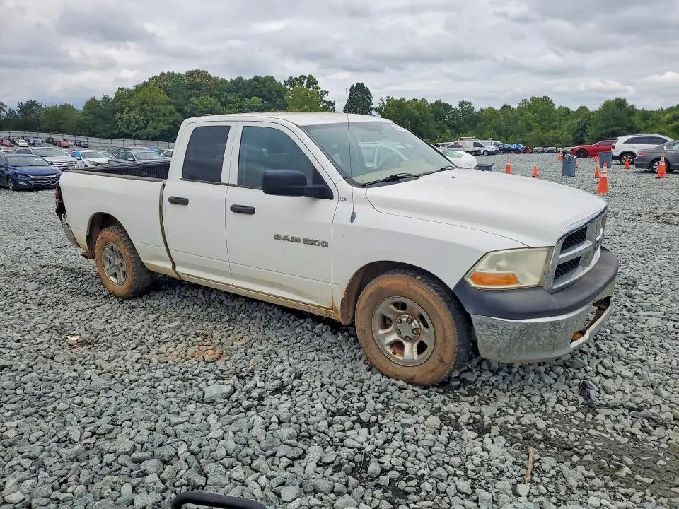 2012 DODGE RAM 1500 ST  