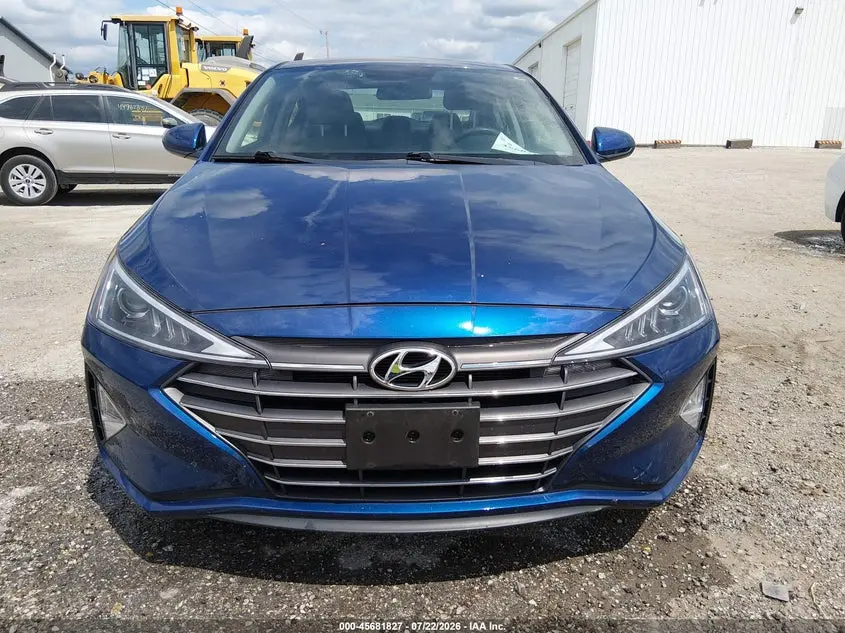 2019 HYUNDAI ELANTRA SE