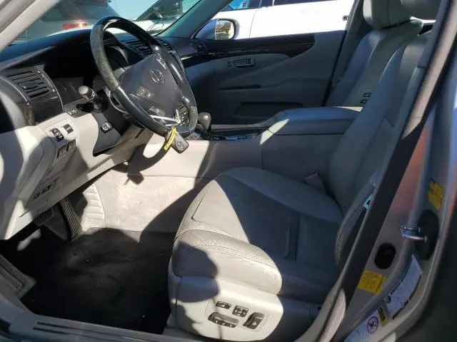 2011 LEXUS LS 460L  
