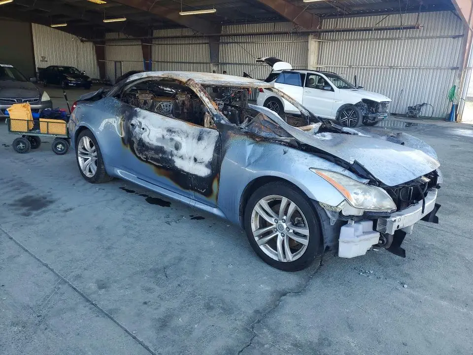 2010 INFINITI G37 BASE  