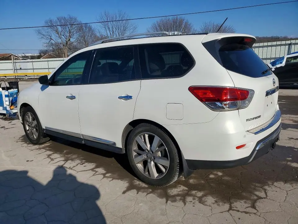 2014 NISSAN PATHFINDER S  