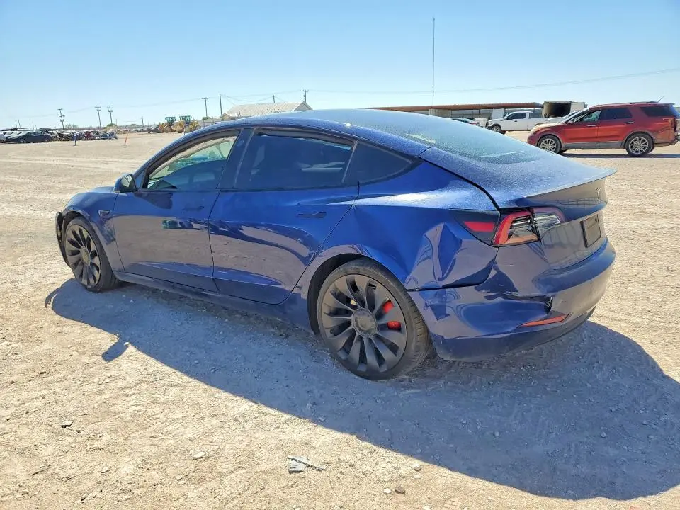 2022 TESLA MODEL 3   