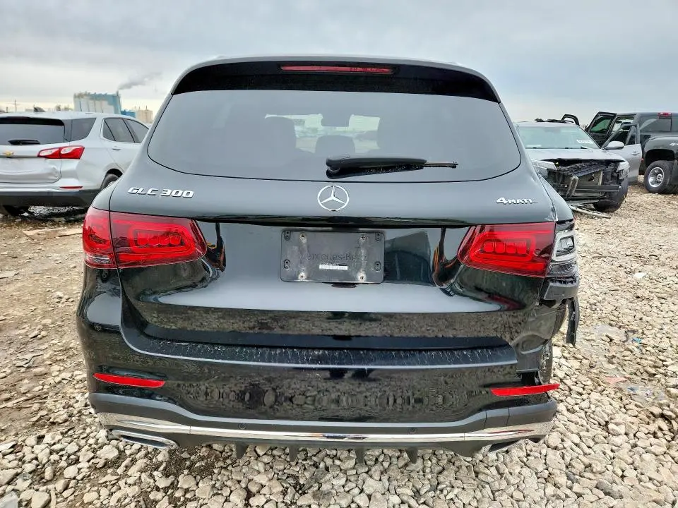 2022 MERCEDES-BENZ GLC 300 4MATIC  