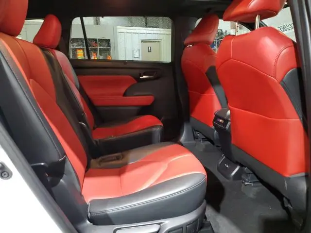 2023 TOYOTA HIGHLANDER   