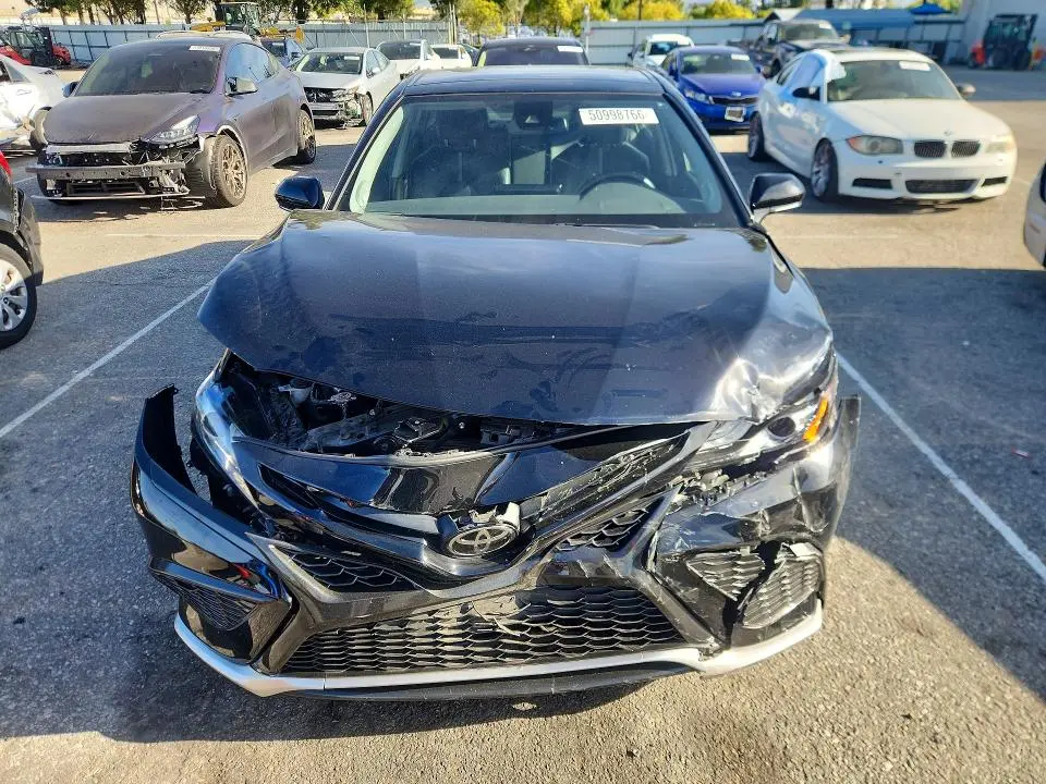 2021 TOYOTA CAMRY XSE  