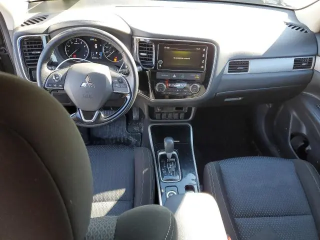2017 MITSUBISHI OUTLANDER SE  