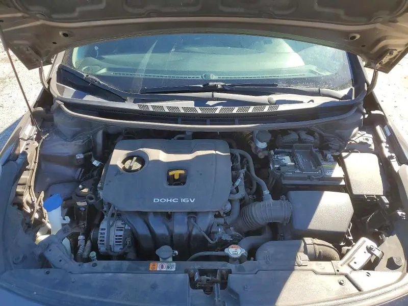 2017 KIA FORTE LX  