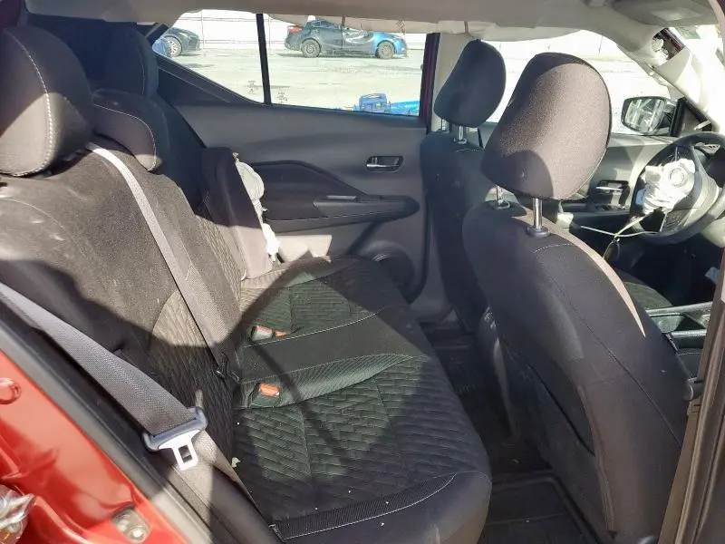 2021 NISSAN KICKS SV  