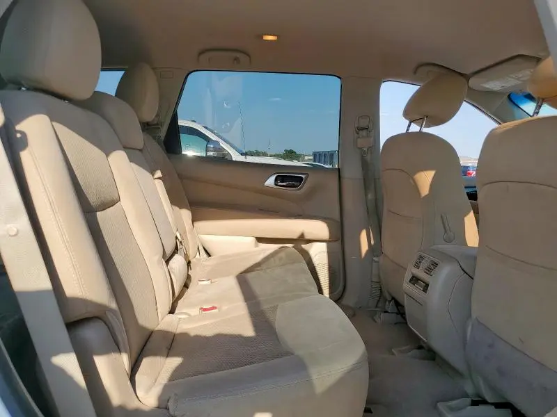 2014 NISSAN PATHFINDER S  