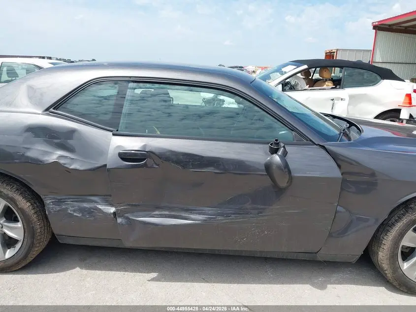 2019 DODGE CHALLENGER SXT
