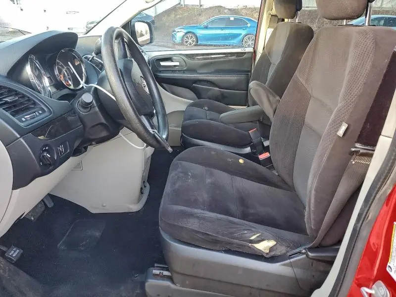 2014 DODGE GRAND CARAVAN SE  