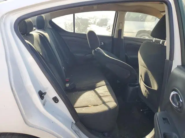 2017 NISSAN VERSA S  