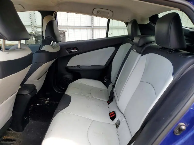 2017 TOYOTA PRIUS FOUR TOURING  