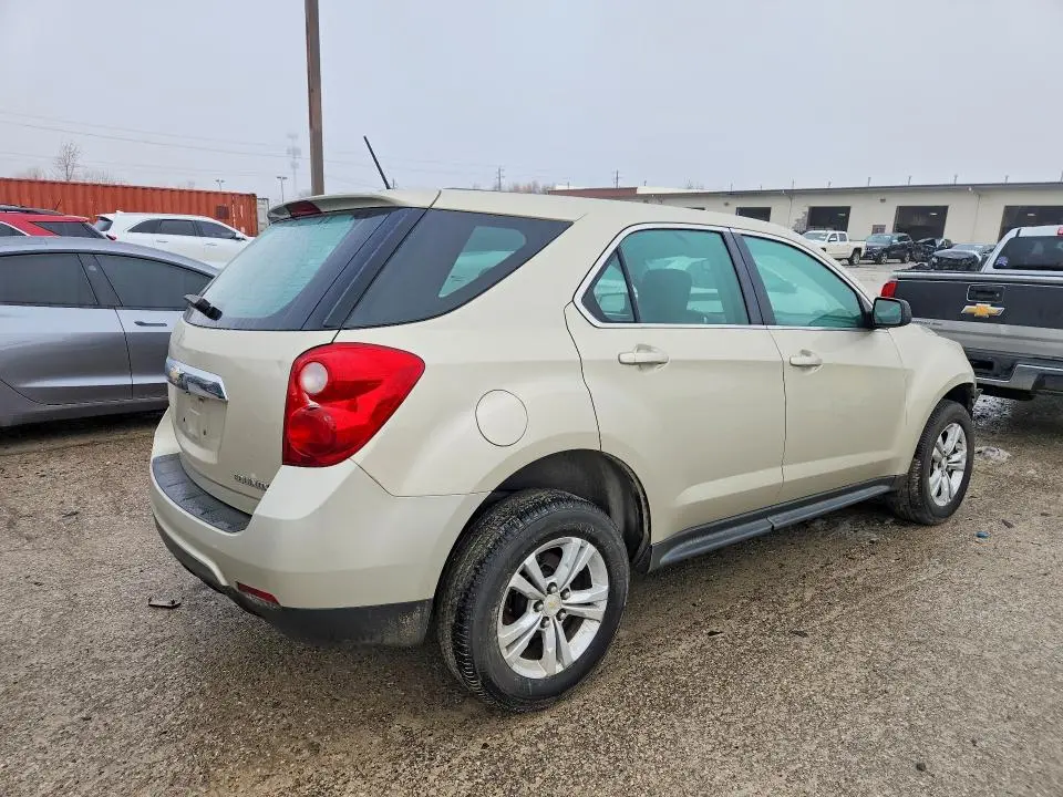 2015 CHEVROLET EQUINOX LS  