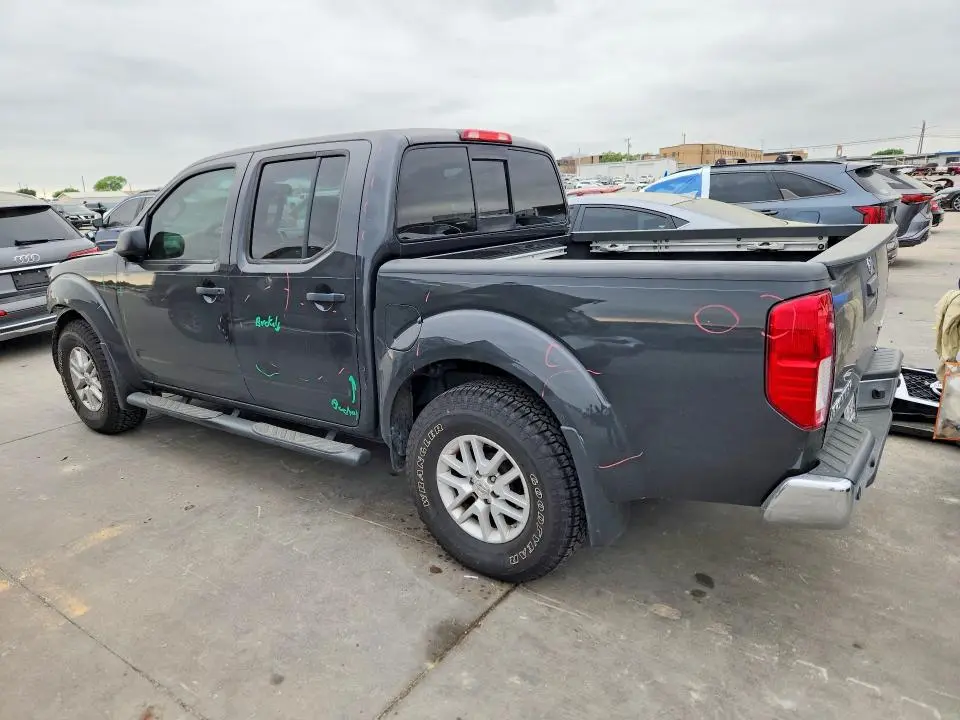 2015 NISSAN FRONTIER S  