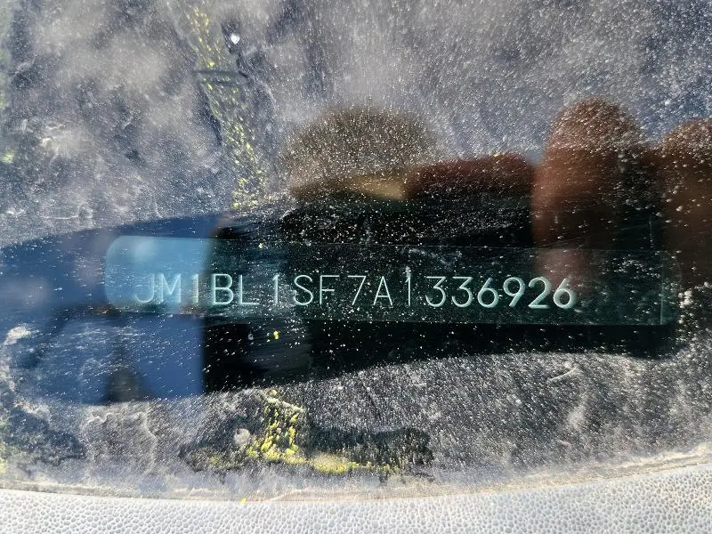 2010 MAZDA 3 I  