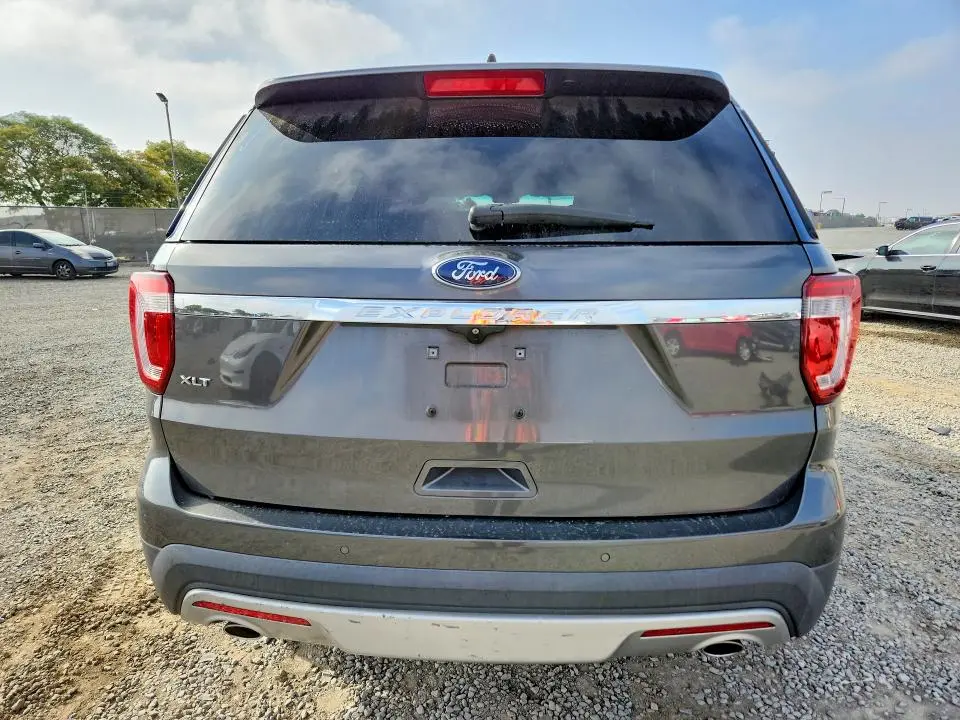 2016 FORD EXPLORER XLT  