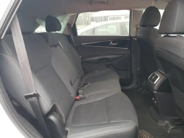 2020 KIA SORENTO S  