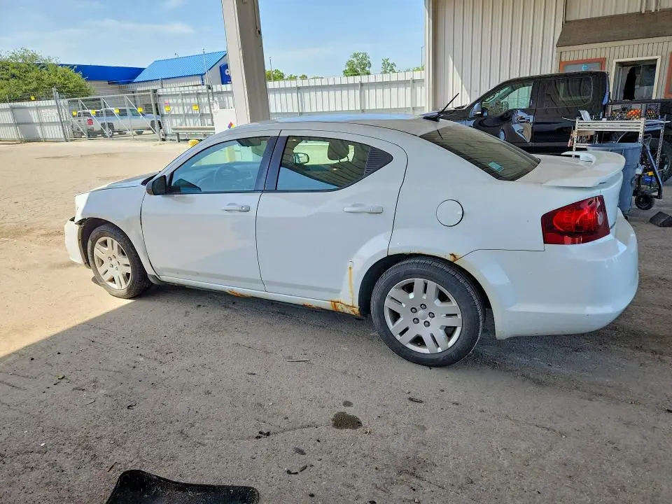 2012 DODGE AVENGER SE  