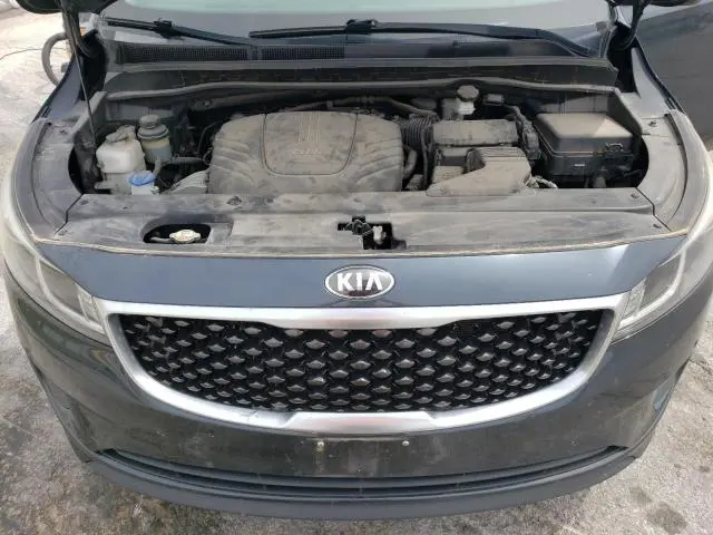 2017 KIA SEDONA LX  