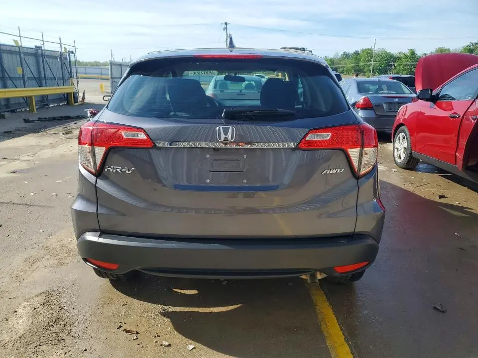 2022 HONDA HR-V LX  
